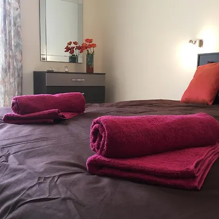 Large 3 Bedroom House Swieqi * Is-Swieqi