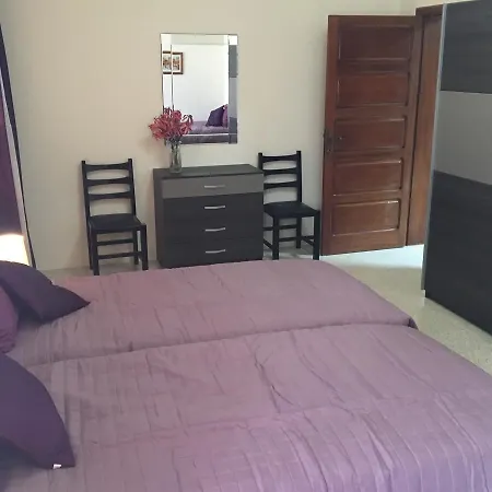 Large 3 Bedroom House Swieqi Semesterbostad *