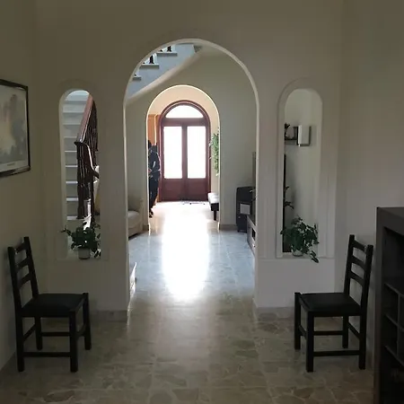 Semesterbostad Large 3 Bedroom House Swieqi Is-Swieqi